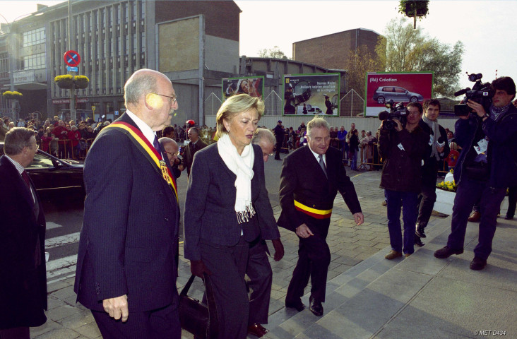 Hôtel de Ville. Accueil et réception du couple royal.