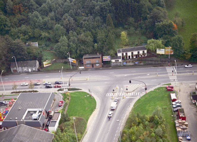 Carrefour sur la RN90 à la hauteur du pont des Grands-Malades.