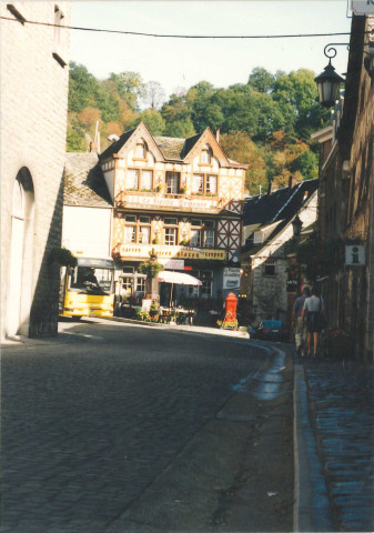 Durbuy, l'Ourthe et en ville.