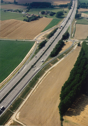 Walhain. Tourinnes-St-Lambert. Nouvel échangeur (sortie n°10) sur l'autoroute E411.