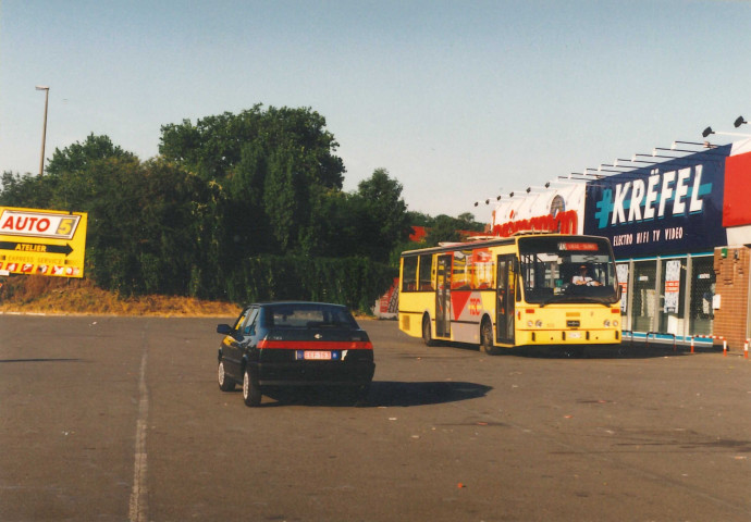 Rocourt. Complexe commercial.