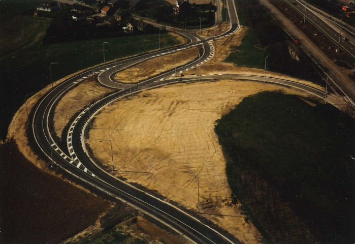 Grâce-Hollogne. Bierset. Mise à trois bandes de l'E42.