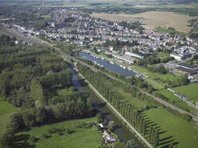 Erquelinnes. Port de plaisance.