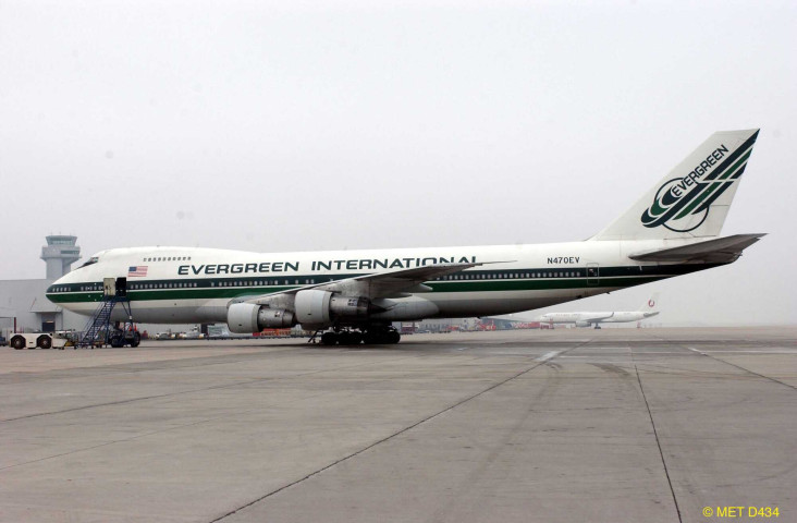 Grace-Hollogne. Aéroport de Bierset. Avions sur le tarmac.