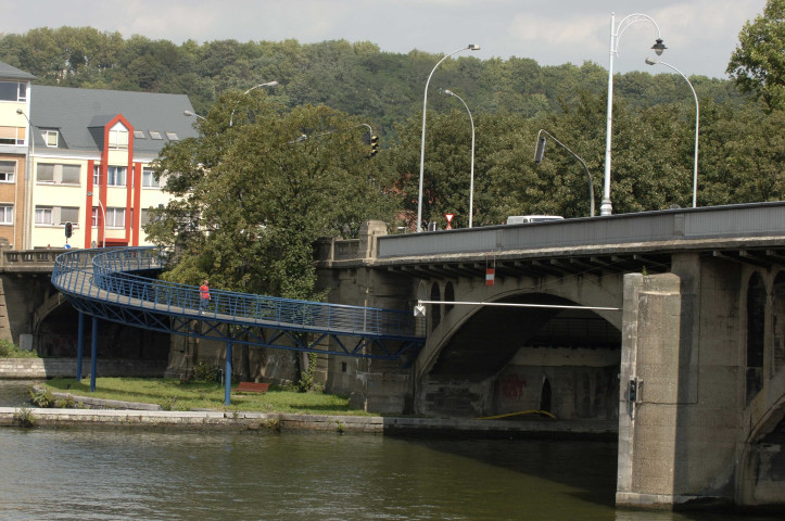 Liège. Droixhe. Passerelle du RAVeL Esneux-Huy.