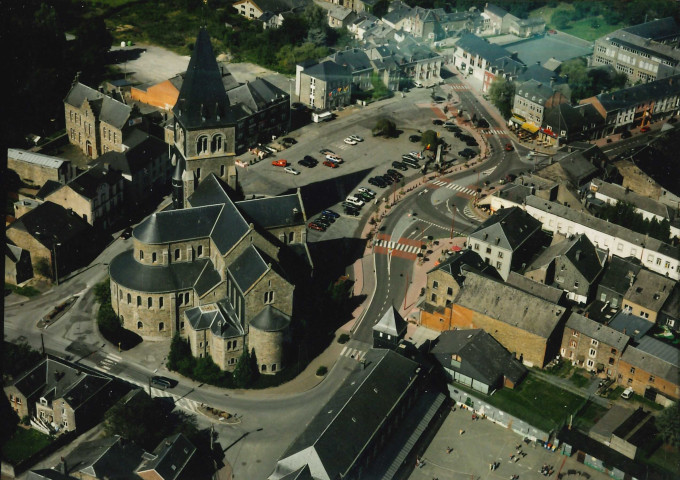 Bertrix. RN 853/884. Grand'Place.