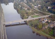 Lustin. Pont sur la Meuse entre les RN92 et 947.