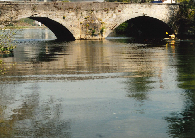 Dinant. Anseremme. Pont Saint-Jean avant les travaux de réparation et de consolidation.