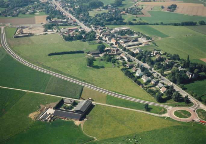 Les Bons Villers. Frasnes-lez-Gosselies. Contournement de la localité.