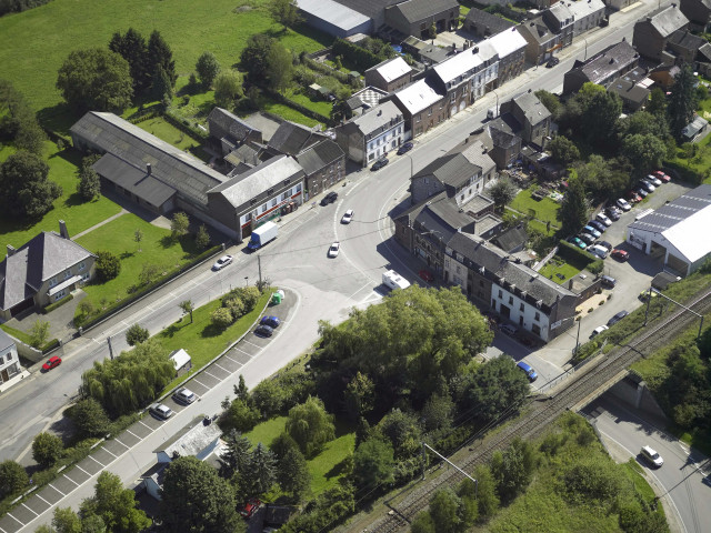 Hotton. Melreux. RN883. Giratoire futur d'accès vers la station SNCB.