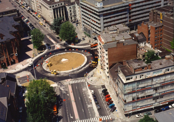 Charleroi. Travaux d'aménagements du rond-point du Boulevard Tirou.