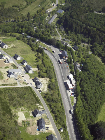 Martelange. RN4. Accès sud en venant d'Arlon.