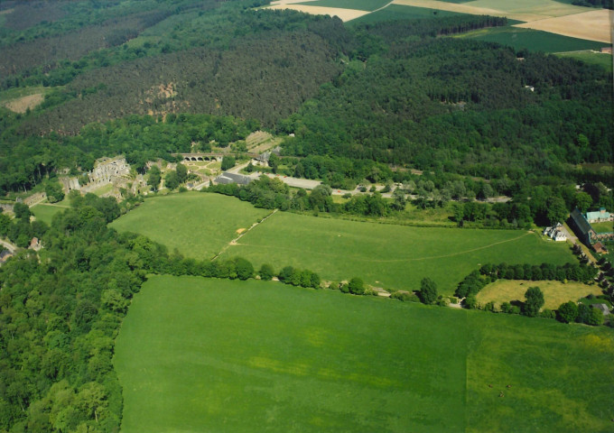 Villers-la-Ville. Projet de route de contournement du site des ruines de l'abbaye cistercienne.