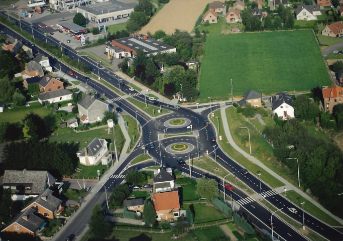 Namur. Bouge. RN 80. Double giratoire dit "du Grand Feu" (1).