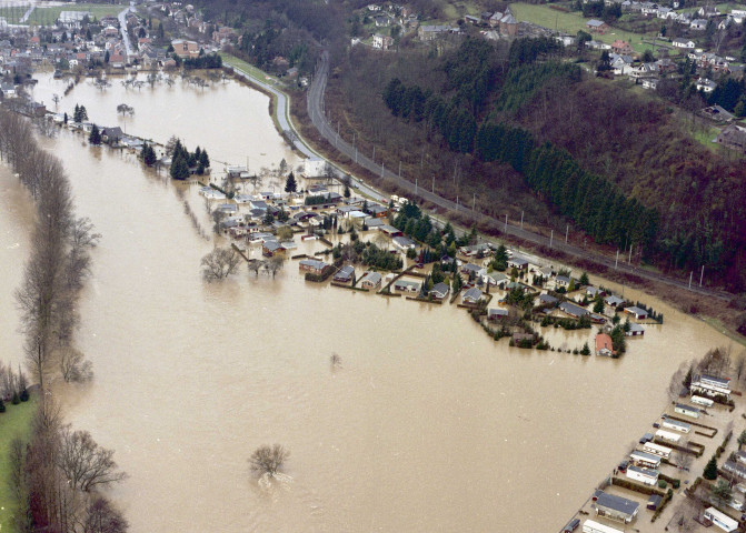 Esneux. Inondations.