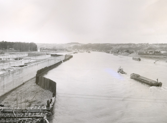 Construction du barrage éclusé d'Ampsin-Neuville