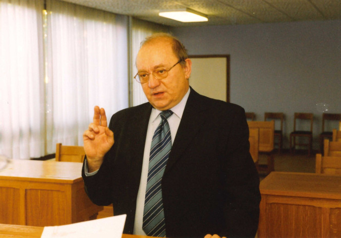 Gembloux. Justice de paix. Prestation de serment de M. Couturier, Directeur de police domaniale.