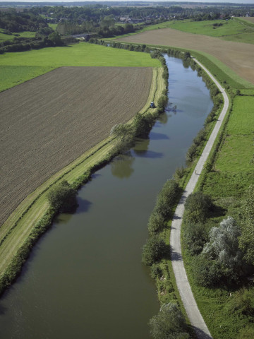Thuin. De Lobbes à Erquelinnes. Vues de la Haute Sambre.