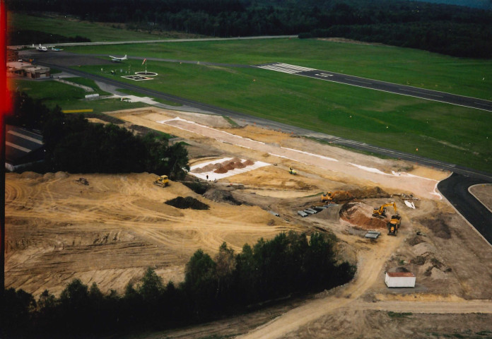 Spa. Spa-la-Sauvenière. Aérodrôme. Aménagements divers.