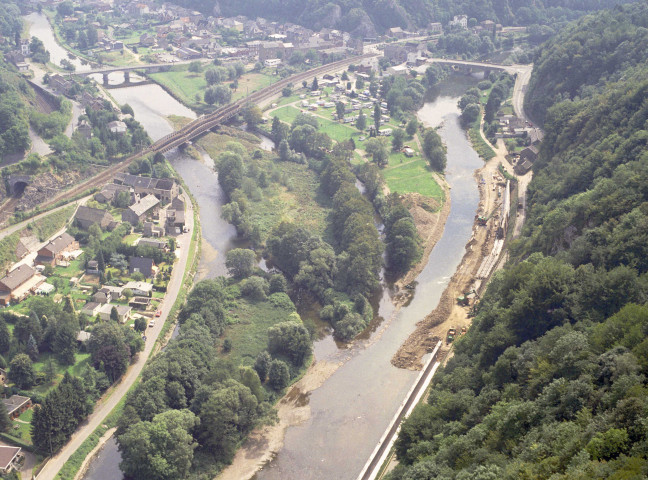 Comblain-au-Pont. Confluent de l'Ourthe et de l'Amblève et pont de Liotte.