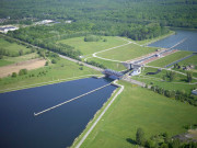 Bernissart. Harchies. Ecluse du canal Nimy-Blaton-Péronnes.