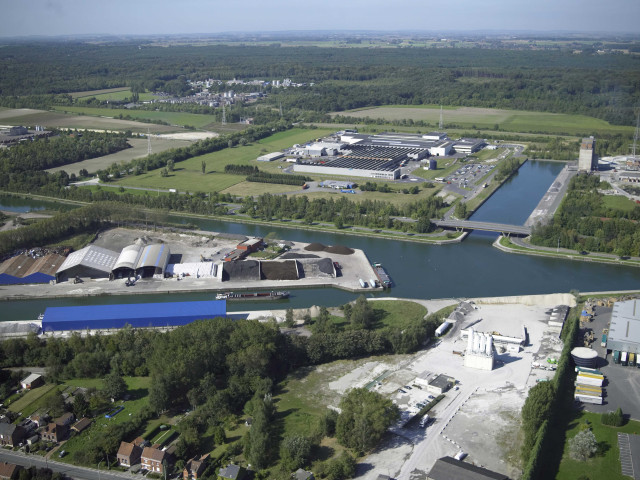 Mons. Ghlin. Darses sud et nord.