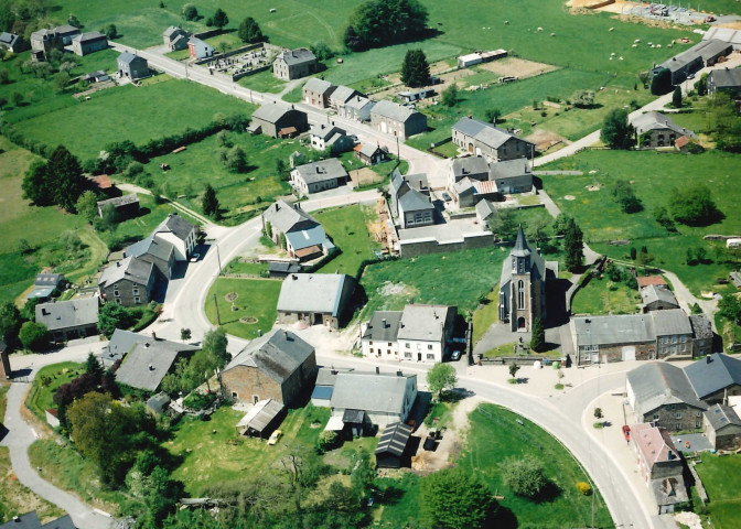 Paliseul. Carlsbourg. Hameau de Merny.