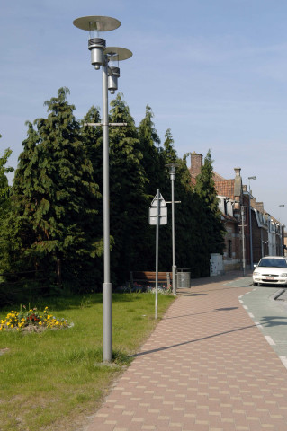 Fernelmont. Franc-Warêt. Fermeture de l'autoroute E42 durant l'abattage d'arbres.