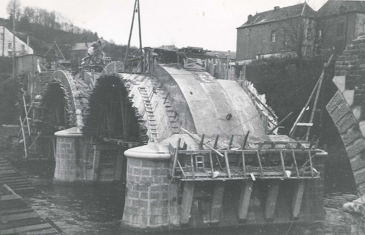 Reconstruction pont