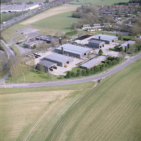 Awans. District autoroutier D151-21.