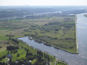 Oupeye. Hermalle-sous-Argenteau. Canal Albert. Port autonome de Liège.
