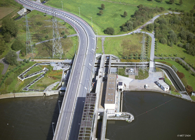 Visé. Lixhe. Vues aériennes.