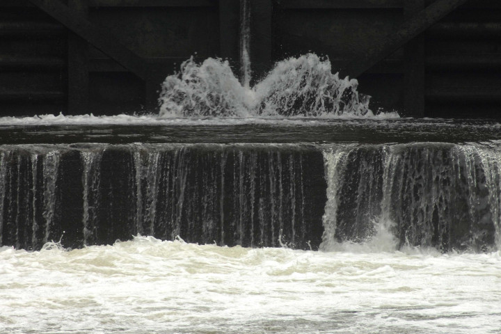 Liège. Wandre. Vues des berges depuis la Meuse.