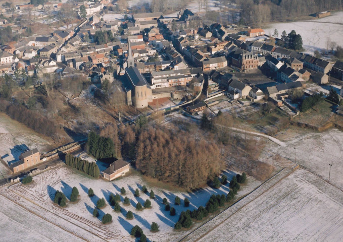 Florennes. Vues générales de Hanzinelle.