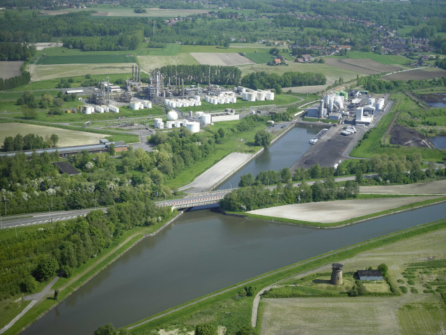 Saint-Ghislain. Hautrage. Canal. Darse.