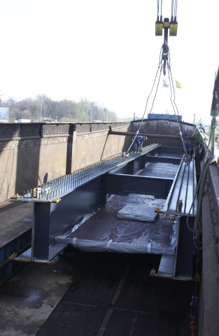 Saint-Ghislain. Hautrage et Villerot. Canal Nimy-Blaton. Construction du nouveau pont-route.