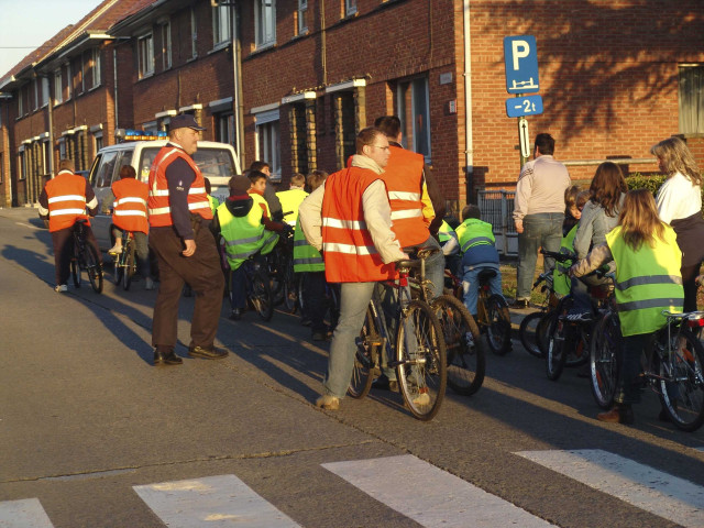 Châtelet. Châtelineau. Parcours scolaire en vélo.