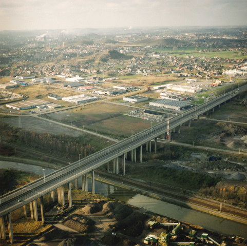 Chatelet. Châtelineau. Zone portuaire. Le Trieu-Kaisin.