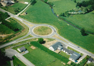 Etalle. Nouveau giratoire et futur tracé du contournement.