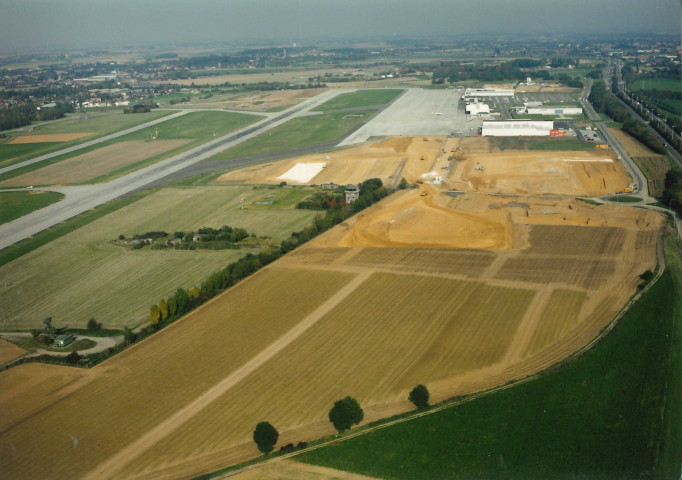 Grâce-Hollogne. Bierset. Evolution des travaux aux installations aéroportuaires et village frets.