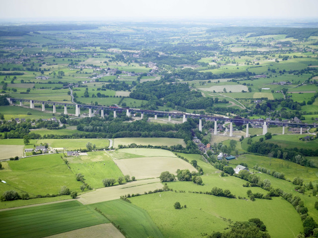 Plombières. Moresnet. Ligne SNCB 39. Viaduc ferroviaire après rénovations.