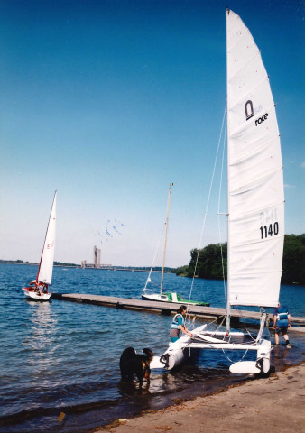 Froidchapelle. Boussu-lez-Walcourt. SNEH. Barrage de la Plate Taille. Club de voile.
