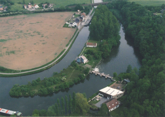 Lobbes. Sambre. Barrage et écluse 4.