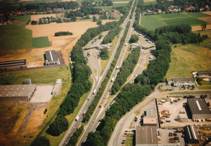 Tournai. Froyennes. E42. Aire de repos de Vaulx.