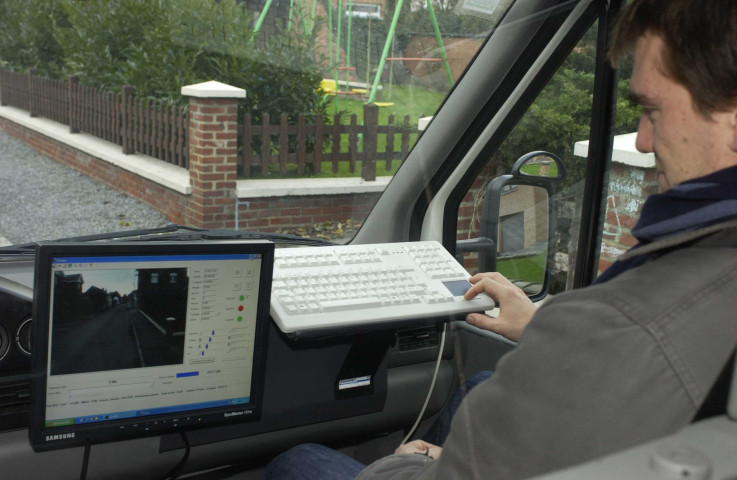 Namur. Saint-Servais. Véhicule inertiel.