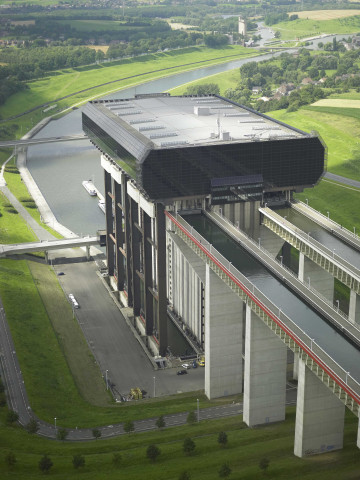 Le Roeulx. Ascenseur de Strépy-Thieu.