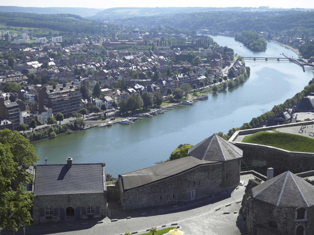 Namur. Jambes. Port de plaisance. Pont de Jambes.