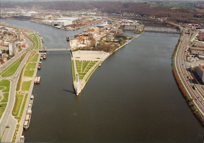 Liège. Entrée du canal Albert.