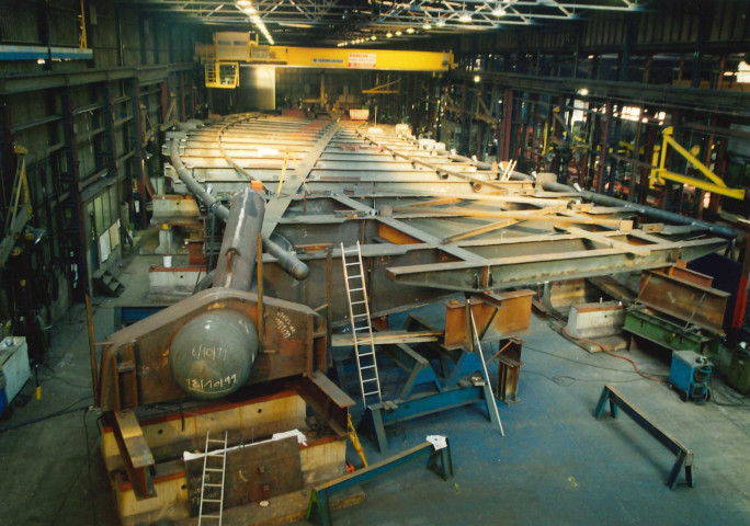 Clavier. Ocquier. Atelier Poncin. Montage à blanc du pont enjambant la tête Guillemins (E40-E25).