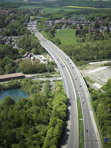 Montigny-le-Tilleul. Landelies. Viaduc A15-R3.